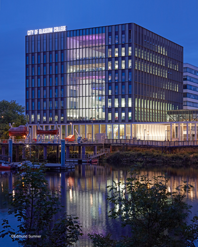 Glasgow College at night